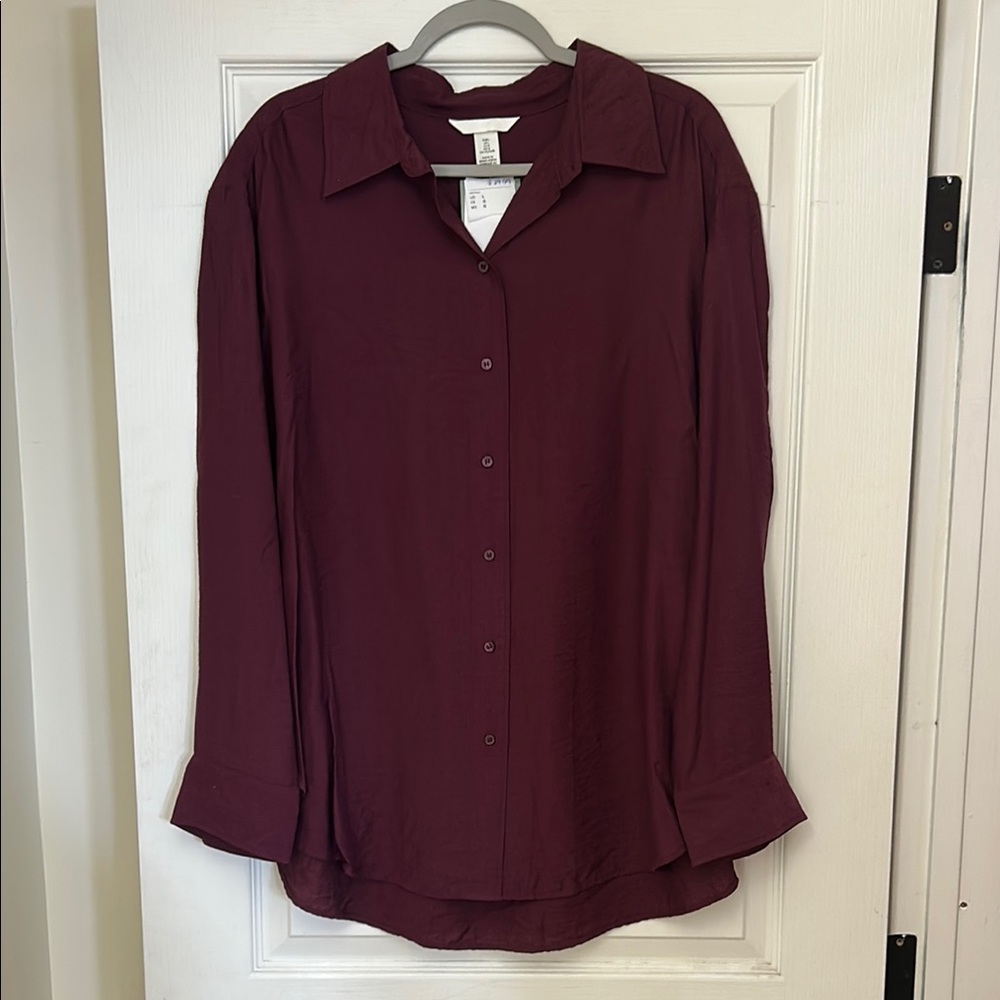 NWOT H&M button down shirt